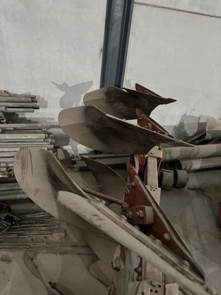 Arado Reversible Kverneland