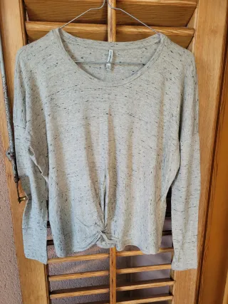 Maglia donna grigia con nodo