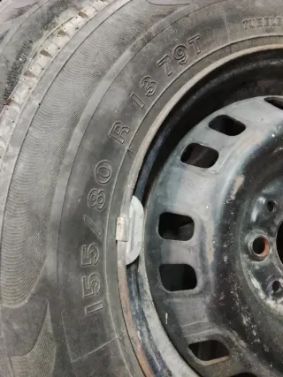 Dos ruedas 155/80R13 79T