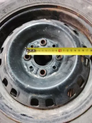 Dos ruedas 155/80R13 79T