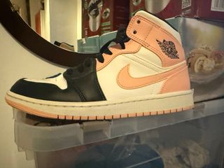 Jordan 1 Mid Crimson Tint Rosa Bianco
