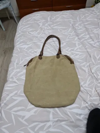 Bolso shopper Pearls are ALWAYS appropriate