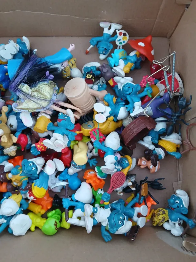 Figuras Pitufos con casa Pello