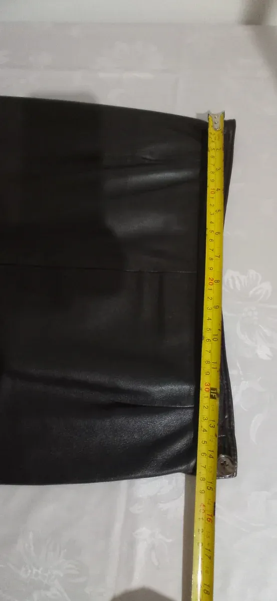 Gonna in vera pelle marrone con spacco