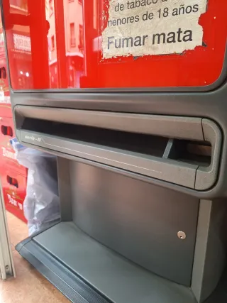 Maquina expendedora AZCOYEN