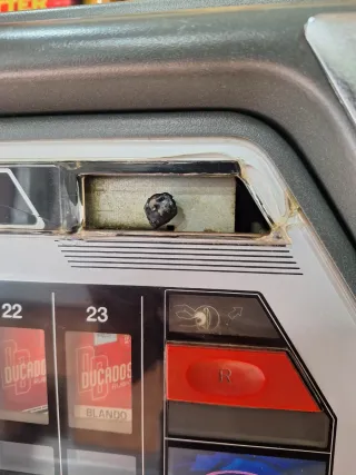 Maquina expendedora AZCOYEN