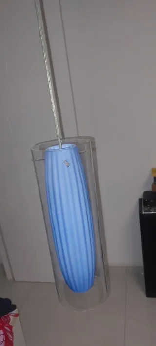 Lampadario cilindro vetro e plastica blu