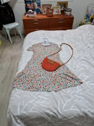 Vestido Zara flores verano Talla M