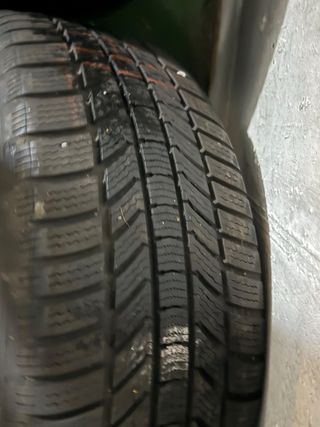 Llantas Audi 17” con neumáticos