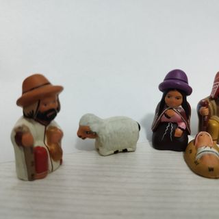 Set Sacra Famiglia 8 Pezzi Presepe Natale