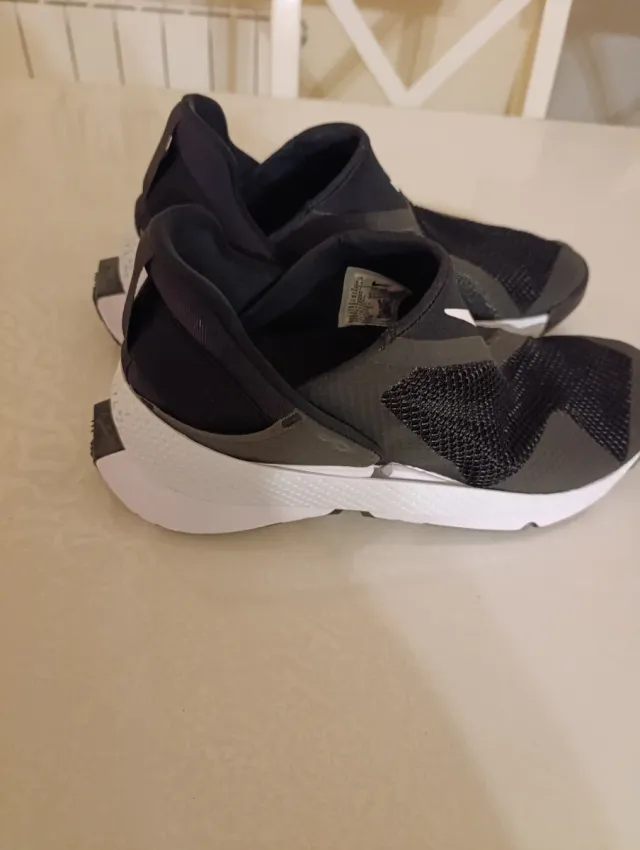 Zapatillas Nike Go Flyease Negras/Grises