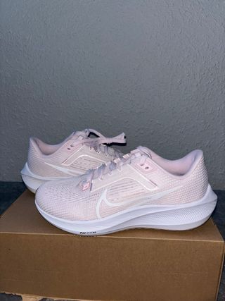 Nike Pegasus 40 Rosa y Blanco
