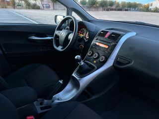 Toyota Auris 2.0 D4D TS SPORT 126CV