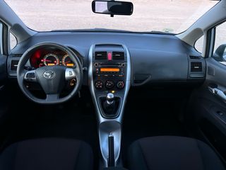 Toyota Auris 2.0 D4D TS SPORT 126CV