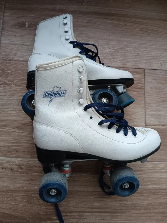 Patines 4 Ruedas California Blancos