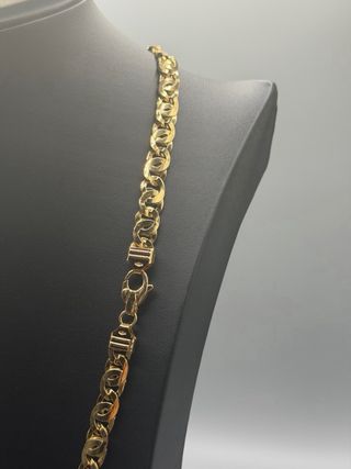 Ref300 Cadena de oro de 18k de diseño.