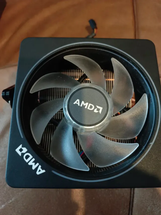 Disipador AMD Ryzen 7 2700X