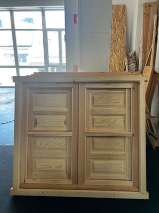 Ventanas de madera con contraventanas