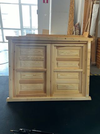 Ventanas de madera con contraventanas