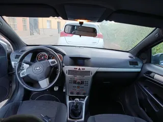 Opel Astra GTC Diesel 2005