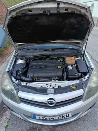 Opel Astra GTC Diesel 2005