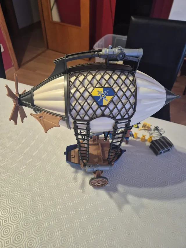 Playmobil 70642 Zeppelin Novelmore