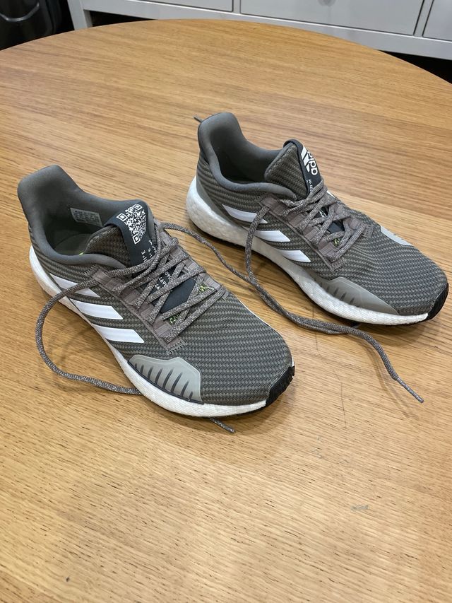 Zapatillas Adidas unisex grises/verdes Talla 38.5