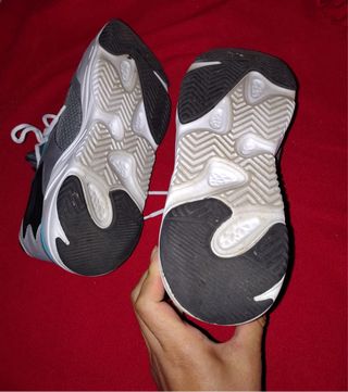 Zapatillas deportivas Avia chico grises y turquesa