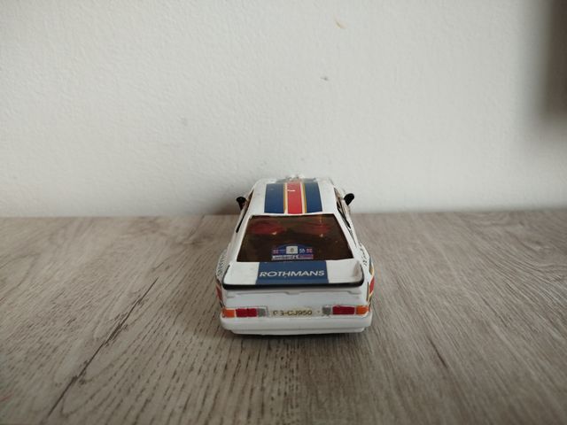 Opel Manta 400 Rothmans Slot