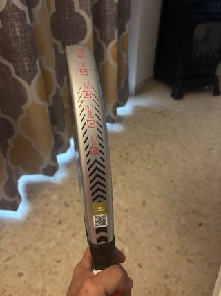 Pala de pádel Kombat MM3 Pro