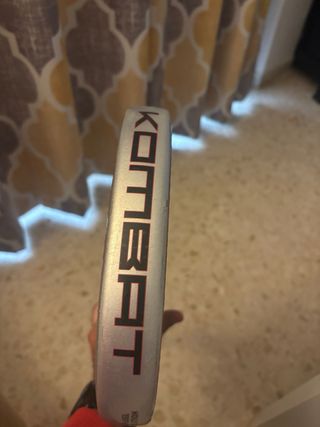 Pala de pádel Kombat MM3 Pro