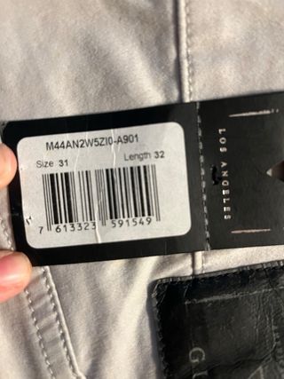 Pantalón Guess Beige Talla 31/32 Nuevo