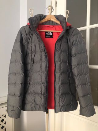 Chaqueta The North Face capucha pelo
