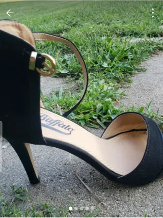 Sandalias fiesta negras tacón charol