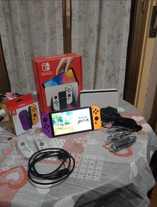 Nintendo Switch OLED - Pokemon Arceus