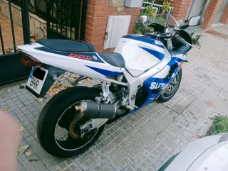 Suzuki GSX-R 750 K2
