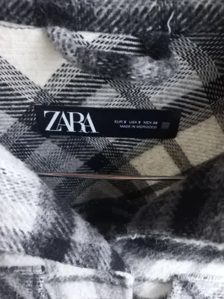 Abrigo paño cuadros gris y blanco