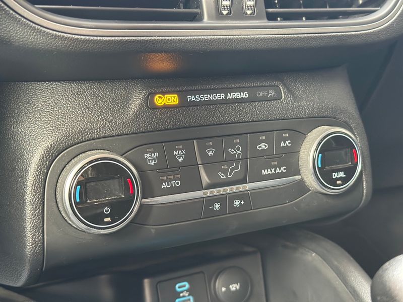 Ford Focus 1.5 EcoBlue Trend + 2022, foto 19