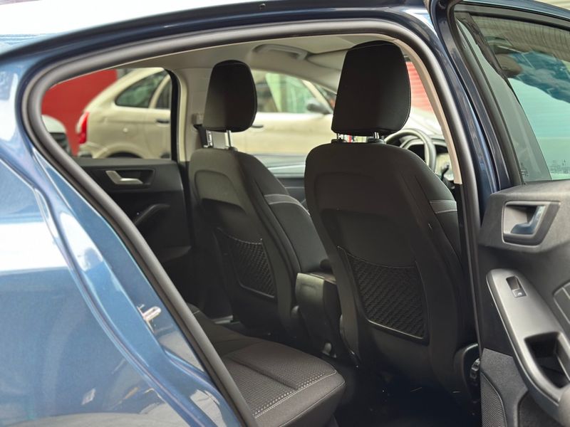 Ford Focus 1.5 EcoBlue Trend + 2022, foto 26