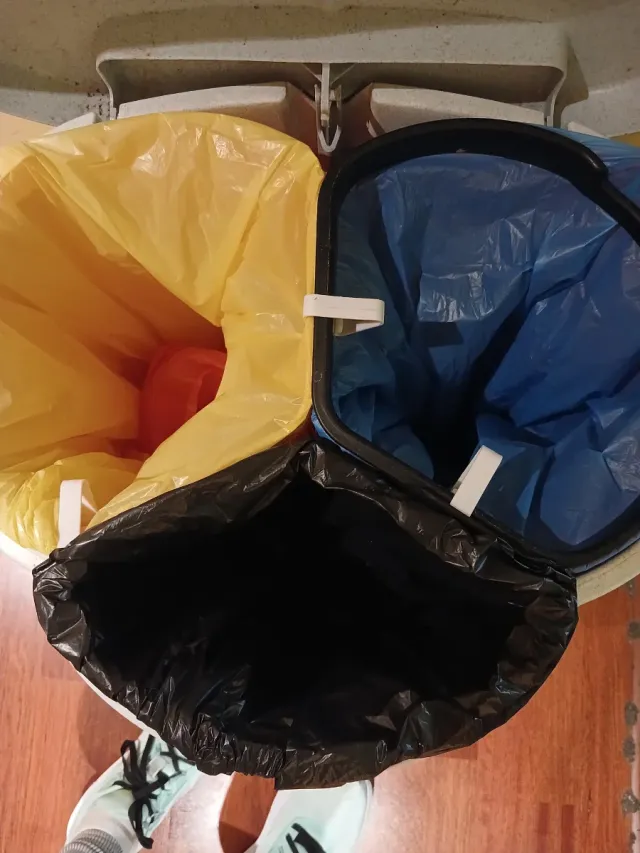 Cubo grande basura reciclaje pedal