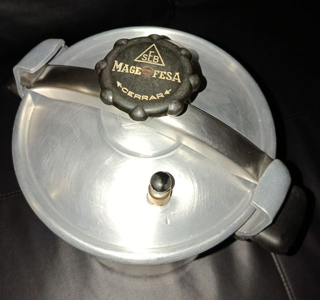 Olla Express Made in Germany. Capacità 7 litri.