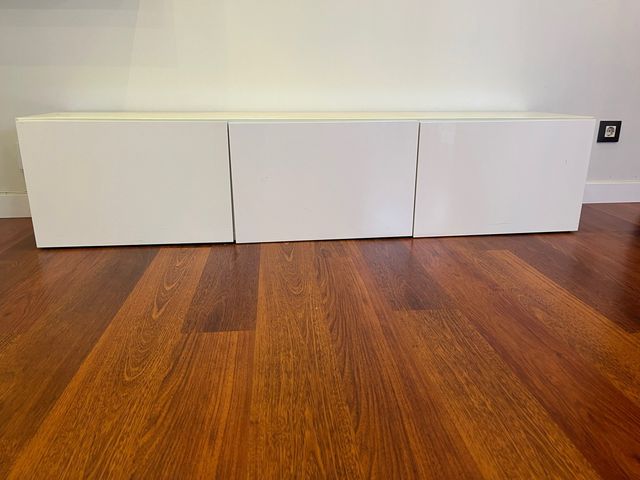 Módulo mueble salón blanco modelo Besta de Ikea