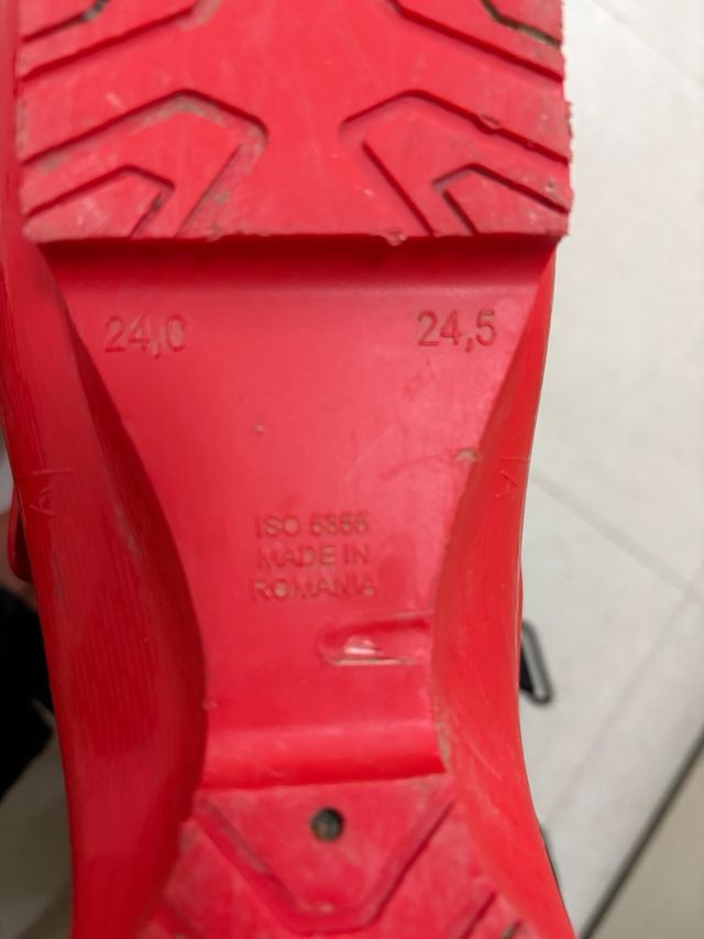 Botas de esquí Atomic niño rojas