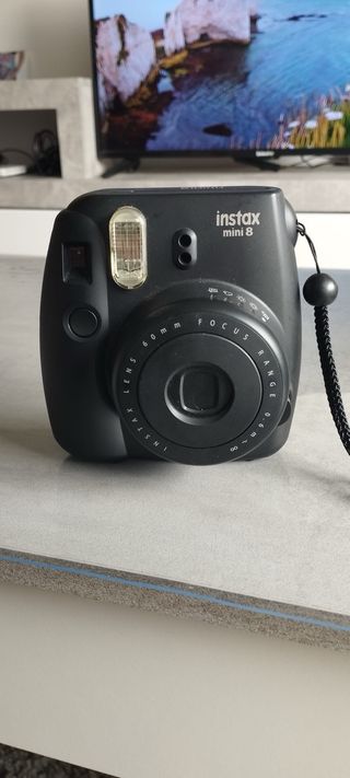 Cámara Fujifilm Instax Mini 8 Negra