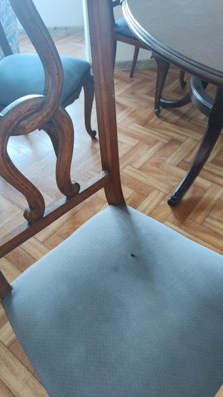 Mesa extensible + 6 sillas clásicas