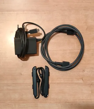 Pack Nintendo Switch con caja + 4 Videojuegos