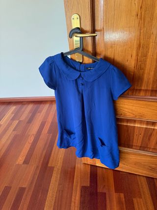 Vestido azul con cuello Peter Pan