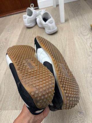 Zapatillas Puma Whirlwind Negras y Blancas