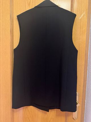 Chaleco cruzado negro Mango sin estrenar, forrado