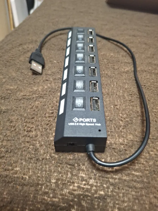 Hub USB 2.0 con 7 puertos y interruptores